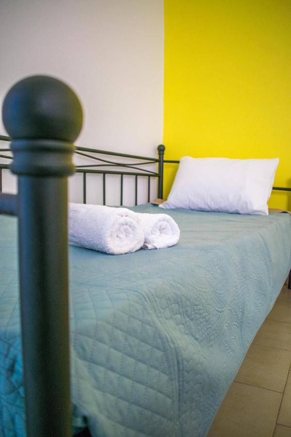 Chambre Jaune Ialysos  Buitenkant foto